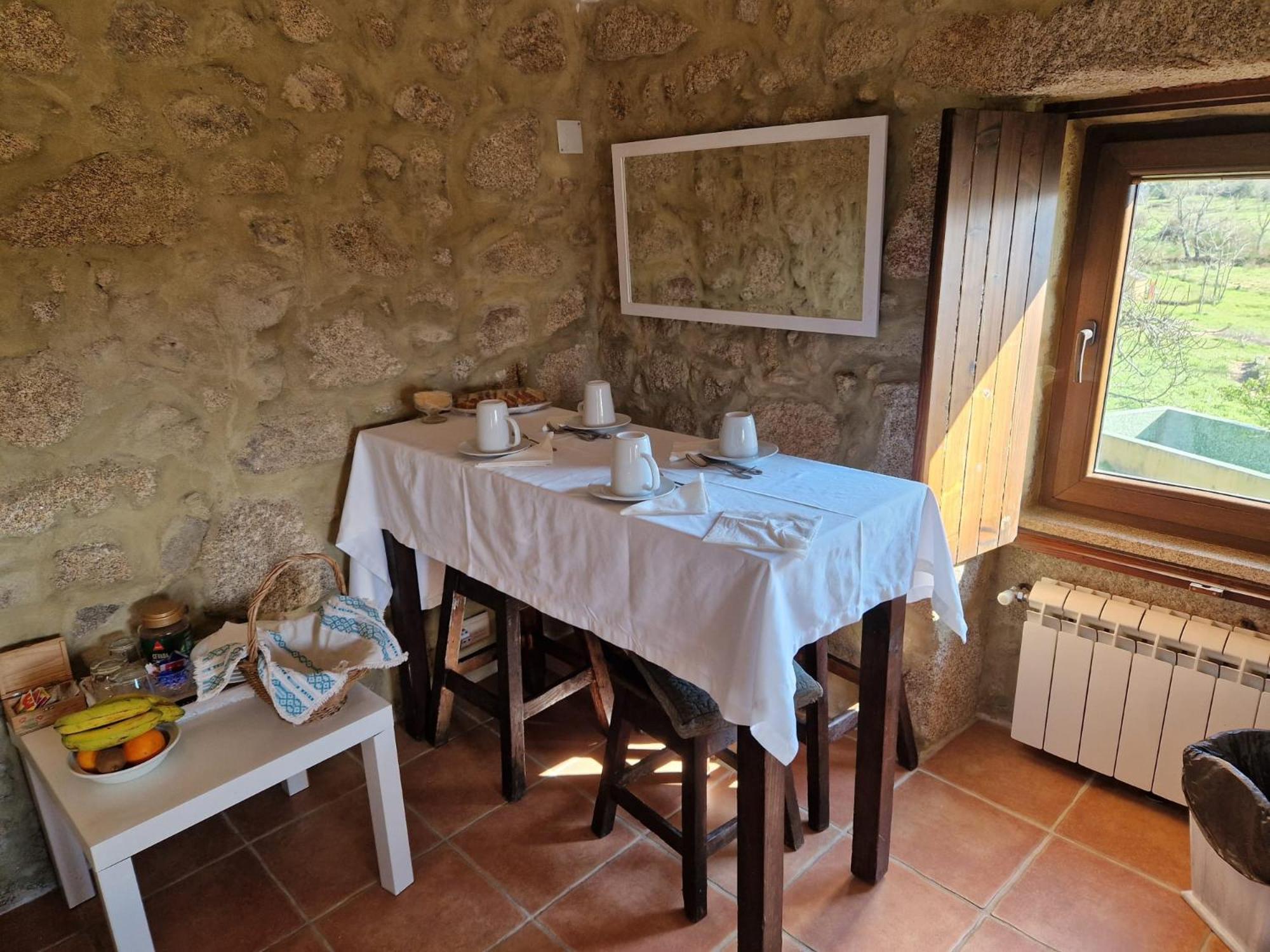 Quinta Damigo Guest House Seia Eksteriør bilde